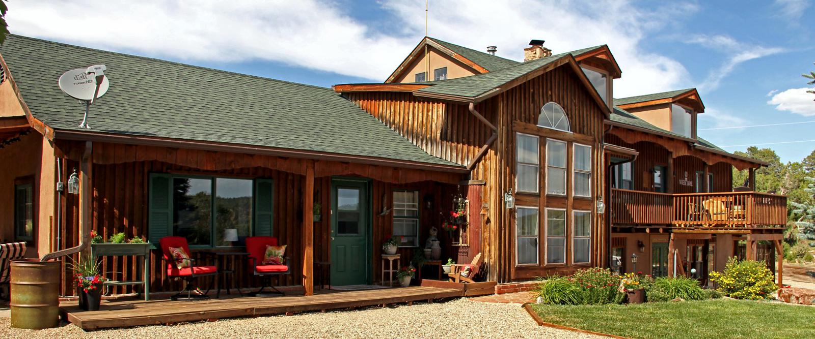 >Accommodations at Pennington Place in Walsenburg